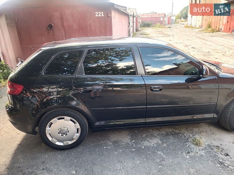 Хетчбек Audi A3 2009 в Сумах