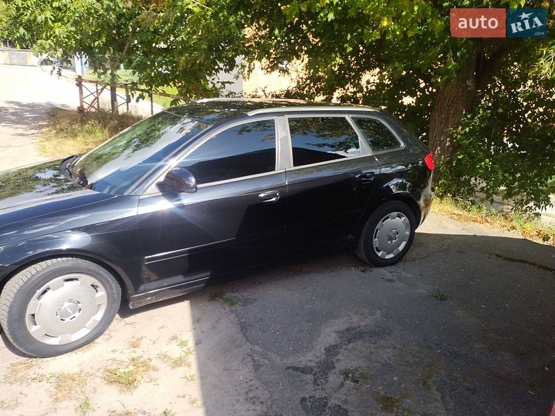 Хетчбек Audi A3 2009 в Сумах
