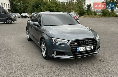 Седан Audi A3 2016 в Тернополе Седан Audi A3 2016 в Тернополе