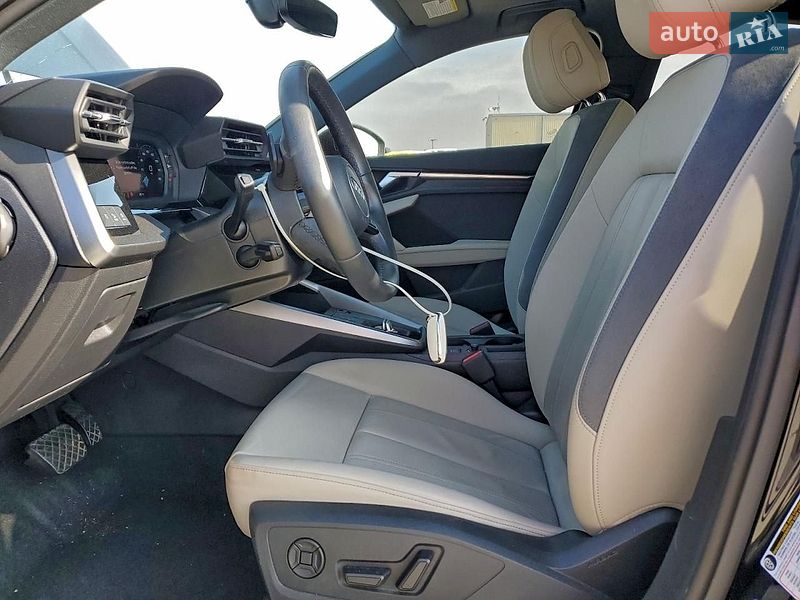 Седан Audi A3 2023 в Львове