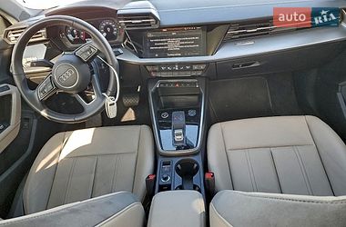 Седан Audi A3 2023 в Львове