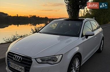 Хэтчбек Audi A3 2016 в Киеве