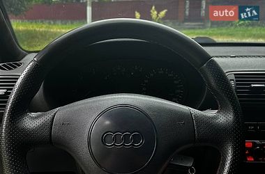 Хэтчбек Audi A3 2002 в Каменец-Подольском