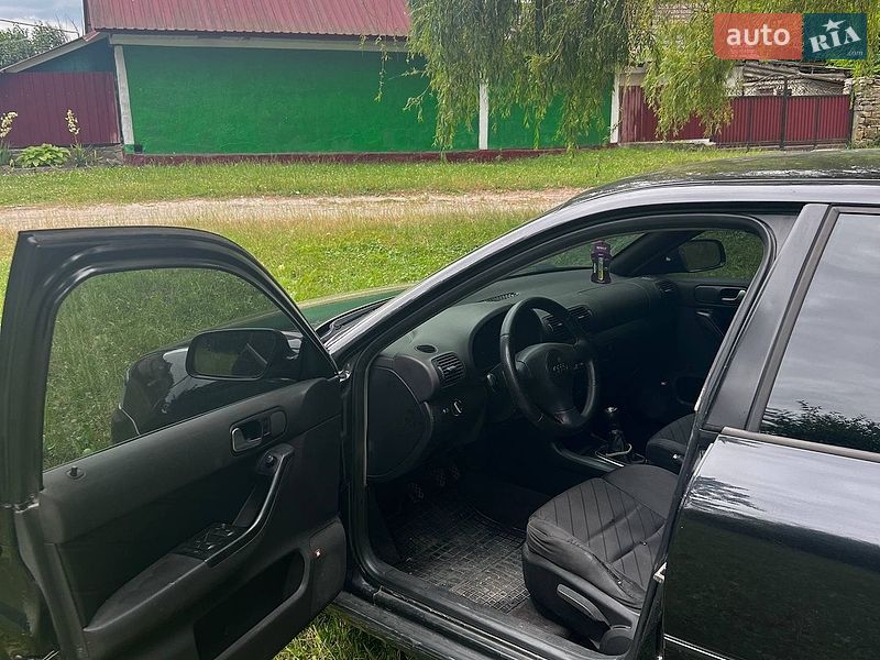 Хэтчбек Audi A3 2002 в Каменец-Подольском