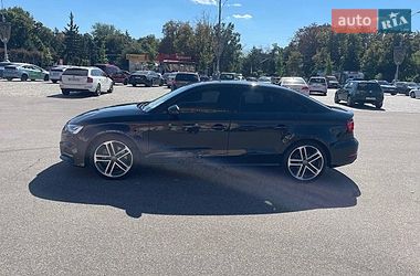 Седан Audi A3 2018 в Харькове