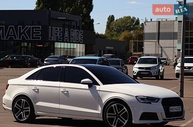 Седан Audi A3 2019 в Одессе