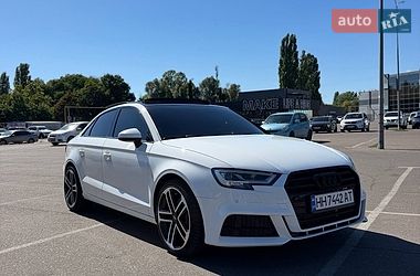 Седан Audi A3 2019 в Одессе