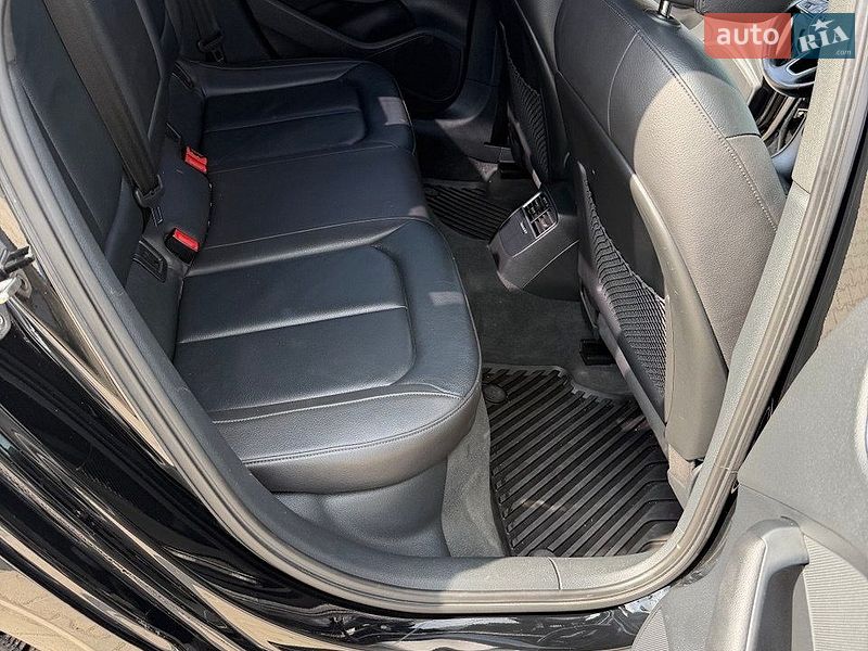 Седан Audi A3 2015 в Тернополе