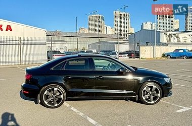 Седан Audi A3 2015 в Києві