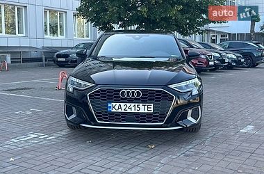 Седан Audi A3 2023 в Киеве