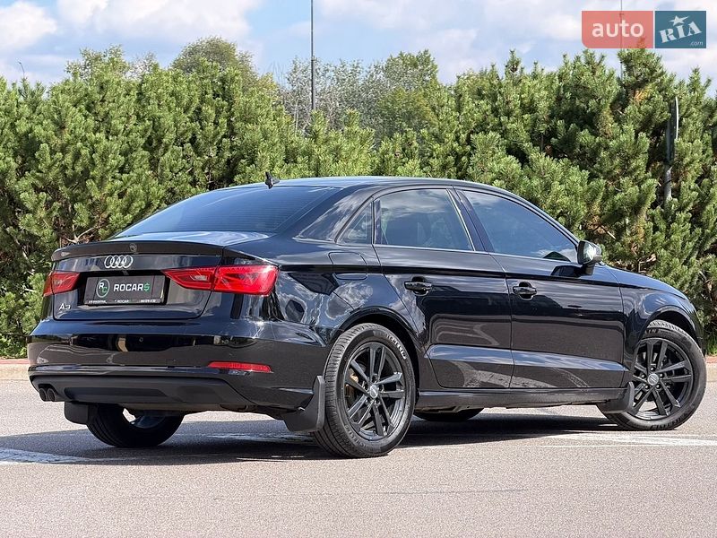 Седан Audi A3 2015 в Києві