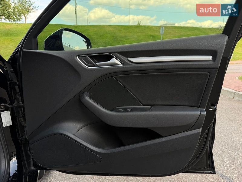 Седан Audi A3 2015 в Києві