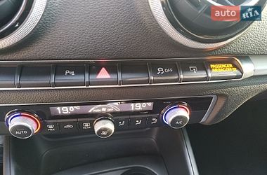 Седан Audi A3 2015 в Коломиї