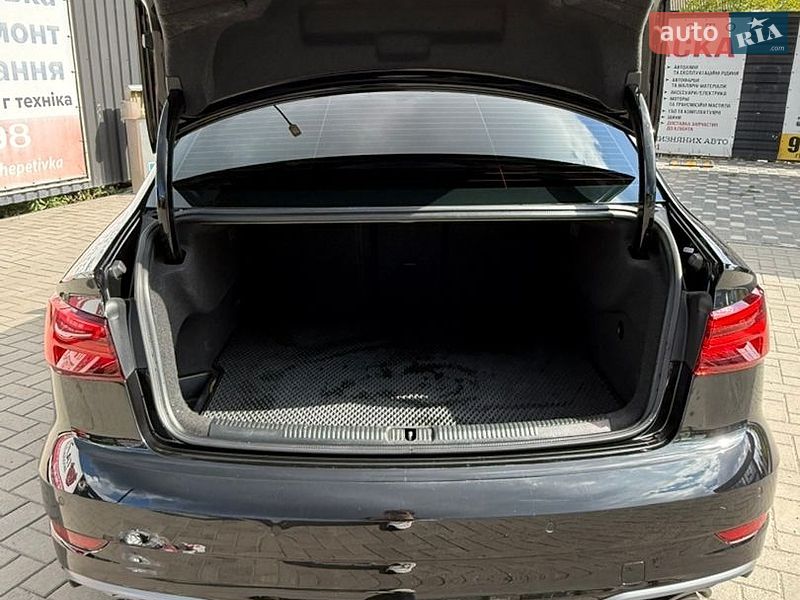 Седан Audi A3 2019 в Хмельницком