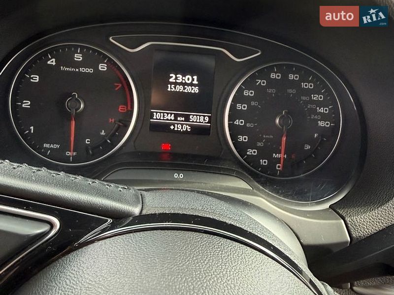 Седан Audi A3 2019 в Хмельницком