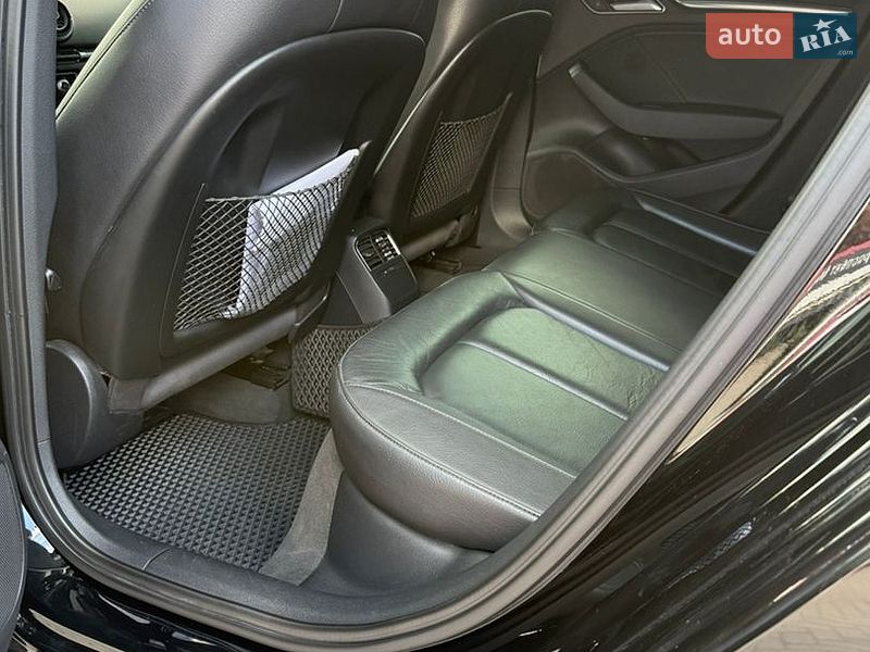 Седан Audi A3 2019 в Хмельницком
