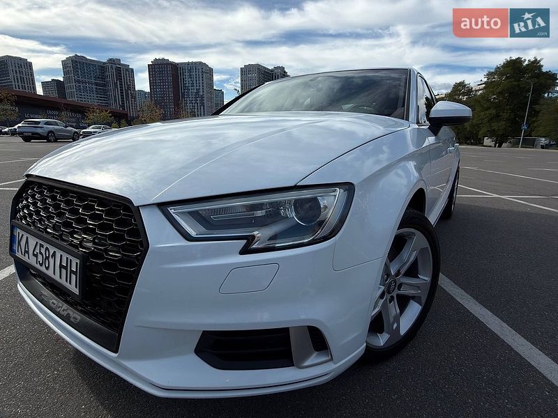 Седан Audi A3 2016 в Києві
