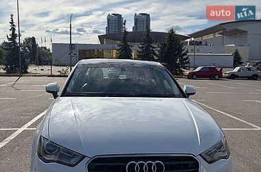 Седан Audi A3 2016 в Києві