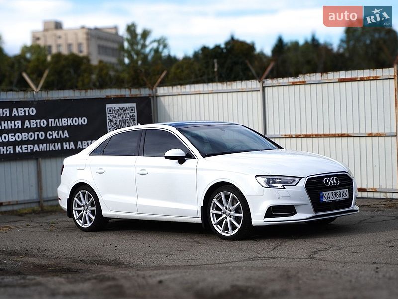 Седан Audi A3 2016 в Києві
