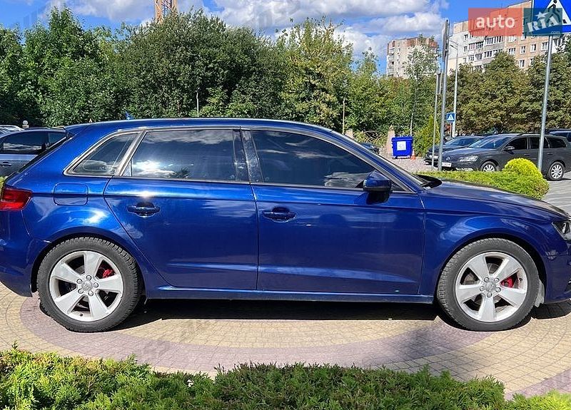 Хэтчбек Audi A3 2016 в Львове