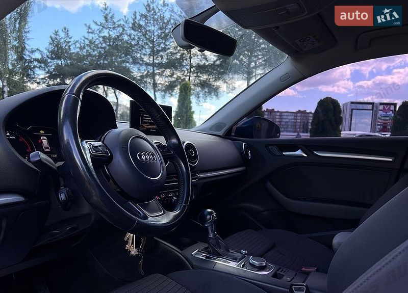 Хэтчбек Audi A3 2016 в Львове