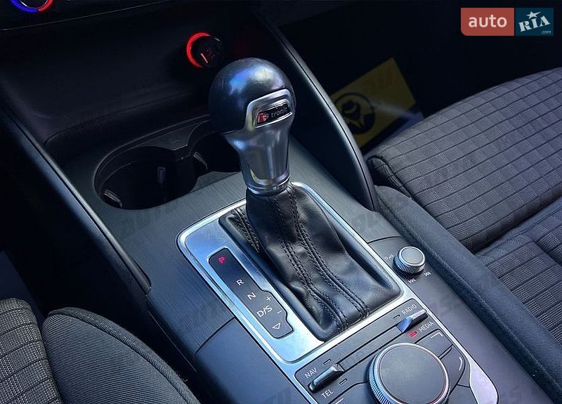 Хэтчбек Audi A3 2016 в Львове