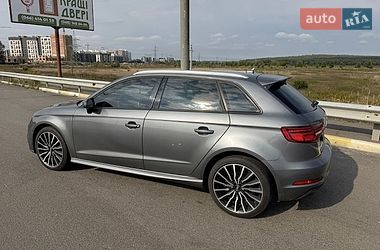 Хетчбек Audi A3 2016 в Києві
