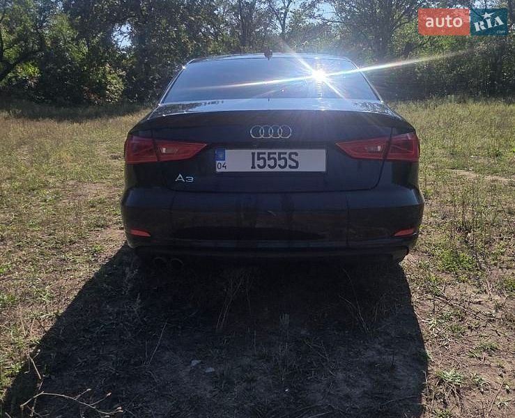 Седан Audi A3 2014 в Дніпрі