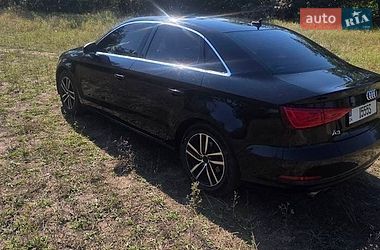 Седан Audi A3 2014 в Дніпрі