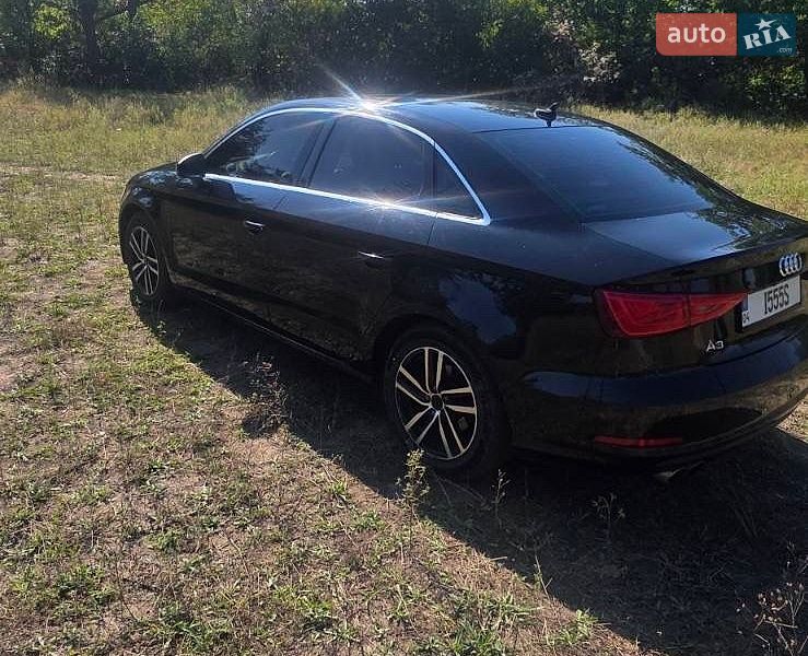 Седан Audi A3 2014 в Дніпрі