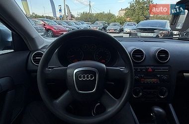 Хэтчбек Audi A3 2005 в Стрые