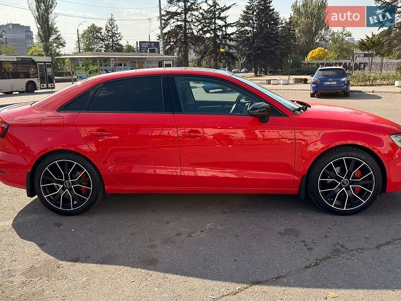 Седан Audi A3 2016 в Запорожье