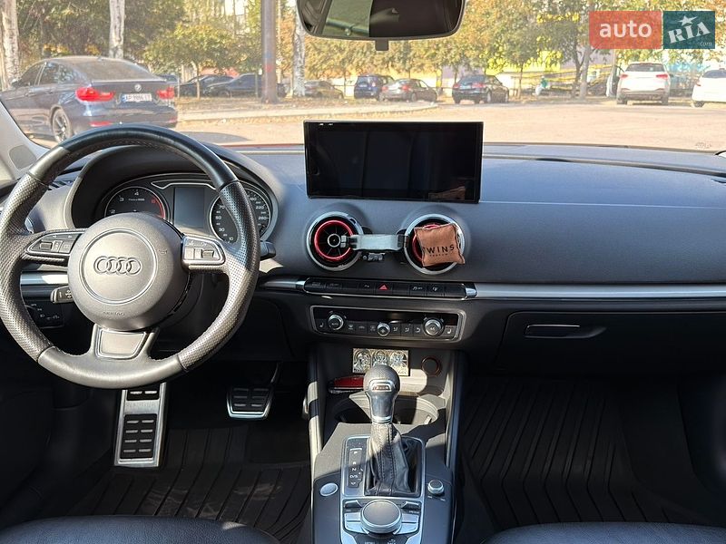 Седан Audi A3 2016 в Запорожье
