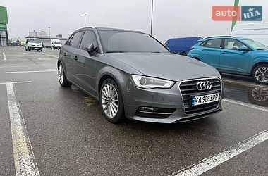 Хэтчбек Audi A3 2015 в Киеве