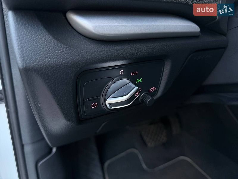 Седан Audi A3 2015 в Києві фото 12 Седан Audi A3 2015 в Києві