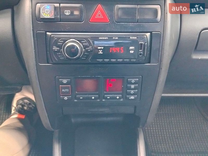 Хетчбек Audi A3 2000 в Рівному