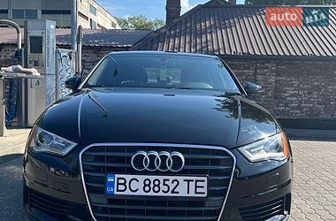 Седан Audi A3 2016 в Львове Седан Audi A3 2016 в Львове