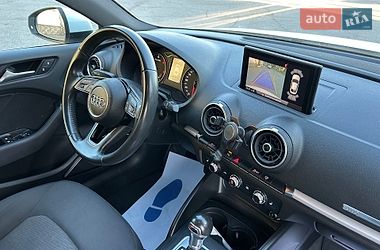 Седан Audi A3 2017 в Хусте
