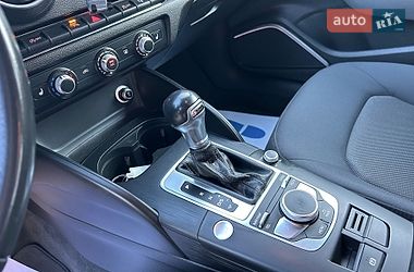 Седан Audi A3 2017 в Хусте