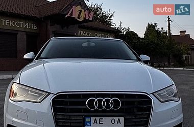 Седан Audi A3 2014 в Кривому Розі