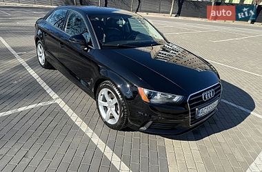 Седан Audi A3 2014 в Луцьку
