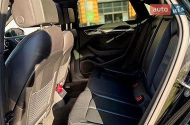 Седан Audi A3 2016 в Киеве