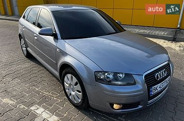 Хэтчбек Audi A3 2008 в Дубно