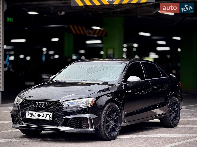 Седан Audi A3 2016 в Киеве