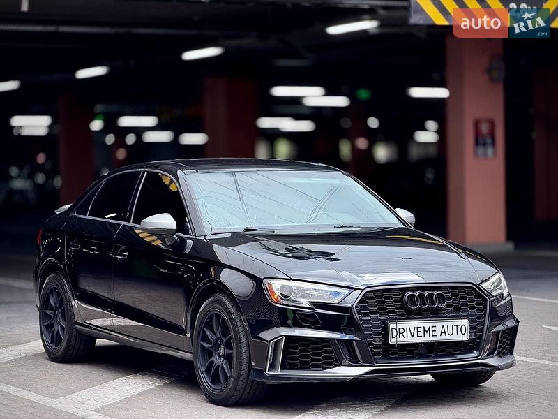 Седан Audi A3 2016 в Киеве