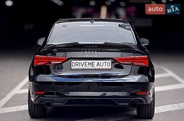Седан Audi A3 2016 в Киеве