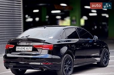 Седан Audi A3 2016 в Киеве