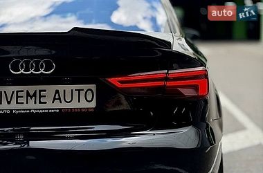Седан Audi A3 2016 в Киеве