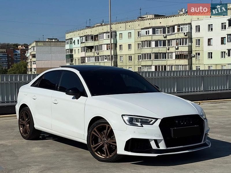 Седан Audi A3 2015 в Полтаві