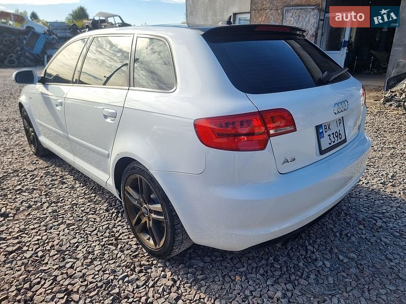 Хэтчбек Audi A3 2011 в Кременце